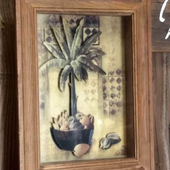 WALL ART - Unique -Vintage Shadow Box - Picture 2 of 2
